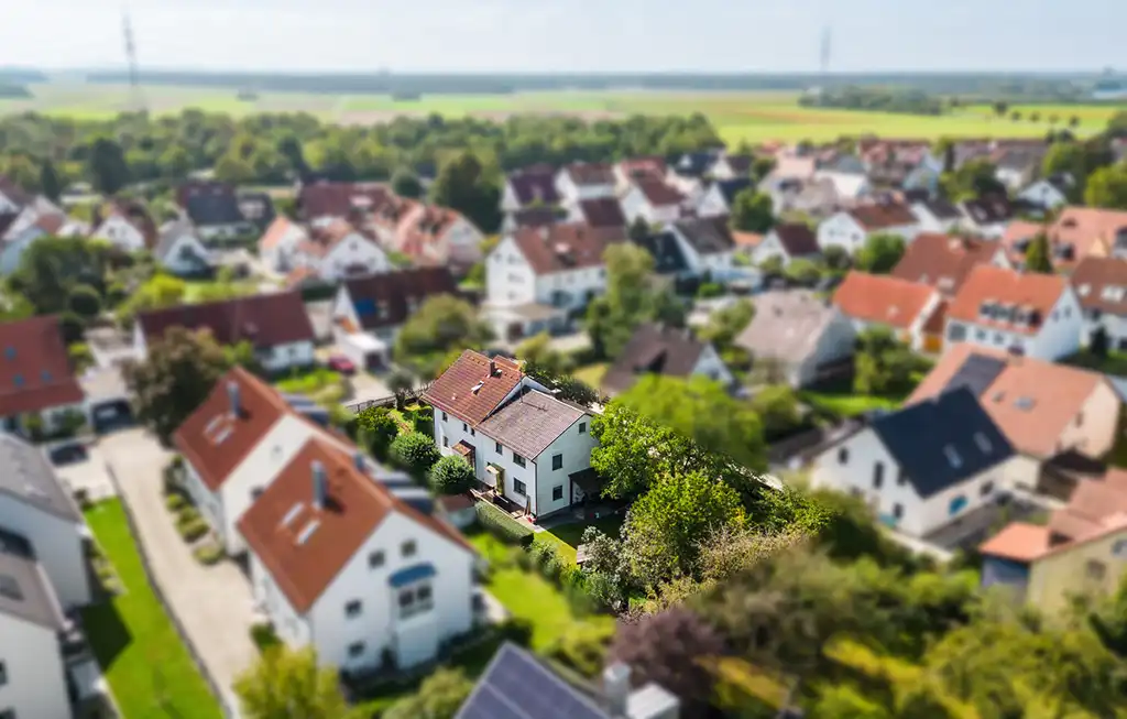 Grundstück in Eching – Großes Grundstück für MFH, DHH, EFH mit Altbestand in beliebter Lage!